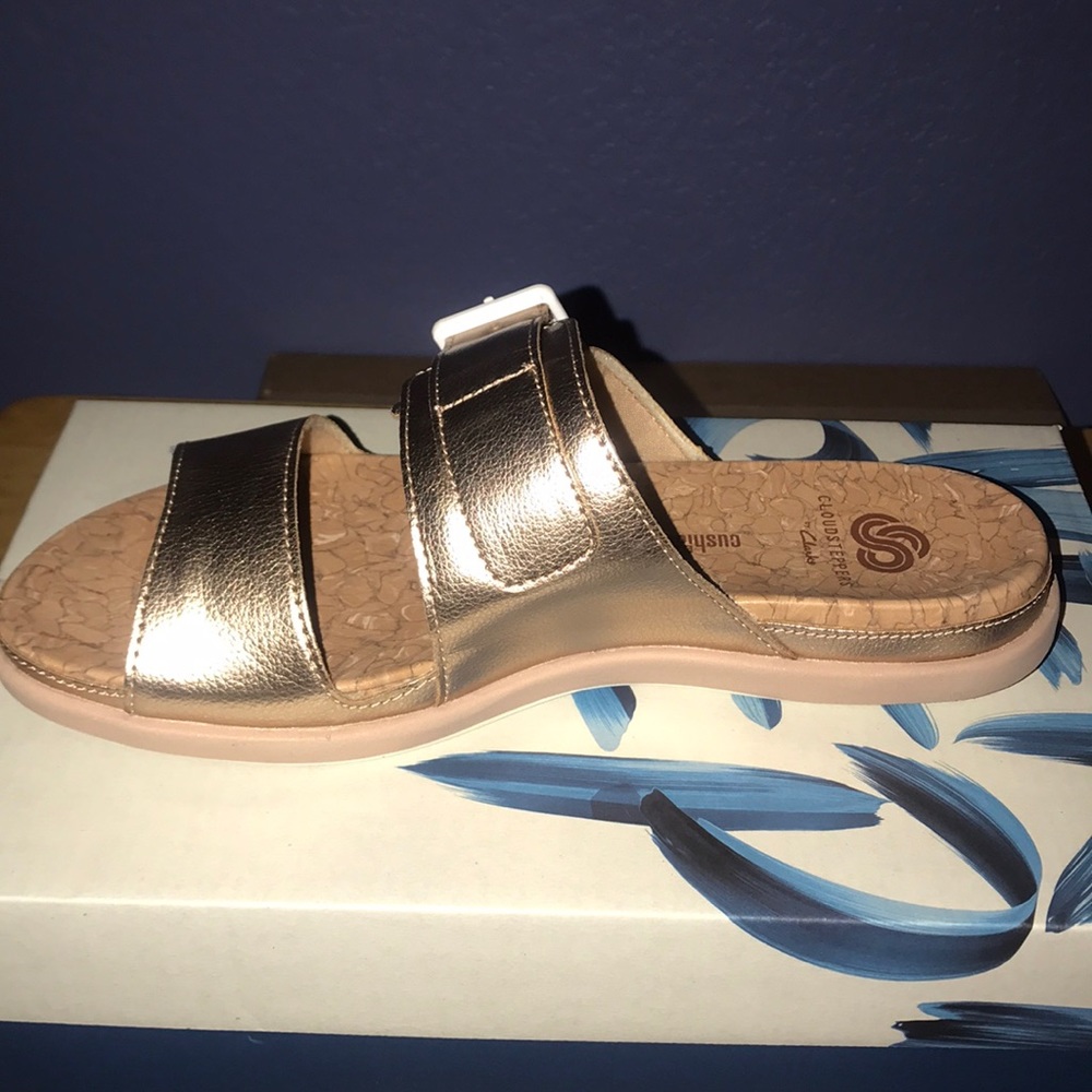 Shoe - Picture 3 of 5